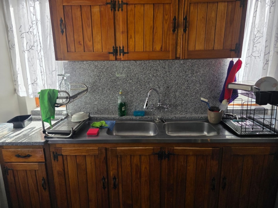  Bedroom Property for Sale in West Bank Western Cape
